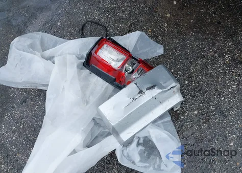 2016 Chevrolet Suburban Lt z USA, uszkodzony, nr VIN 1GNSCHKCXGR111027